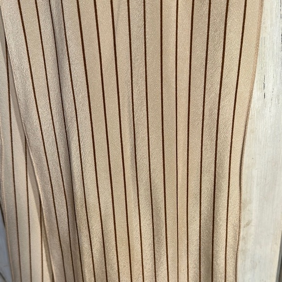 Echo Elegant Beige Striped Scarf - Picture 5 of 5